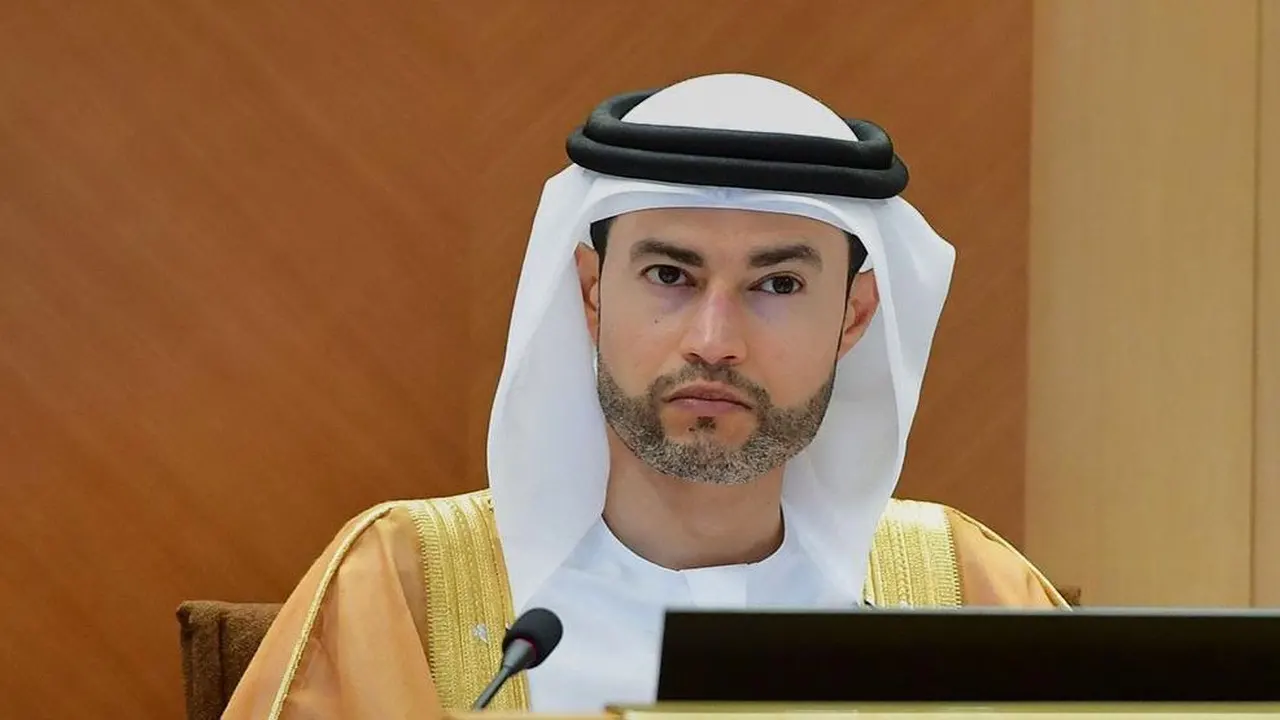 الحسيني”: تعيين 5.3 آلاف موظف العام الماضي.. و65% نسبة التوطين في الحكومة الاتحادية